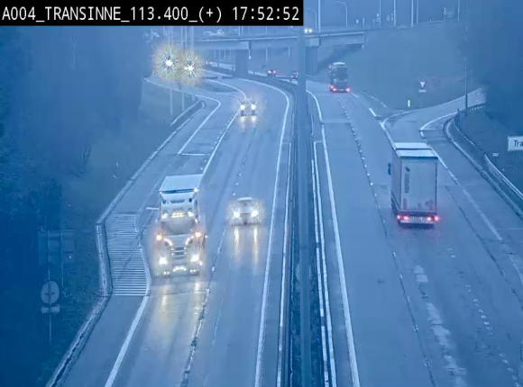 Webcam dans les Ardennes sur l'E411 à hauteur de Transinne. Vue orientée vers le sud de la Belgique