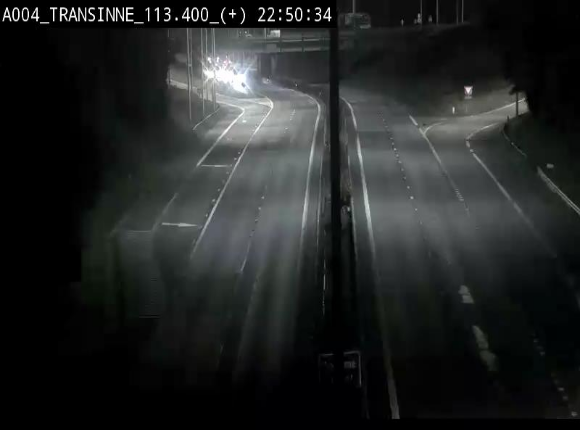 Webcam dans les Ardennes sur l'E411 à hauteur de Transinne. Vue orientée vers le sud de la Belgique