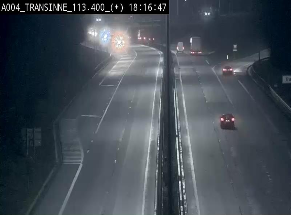 Webcam dans les Ardennes sur l'E411 à hauteur de Transinne. Vue orientée vers le sud de la Belgique