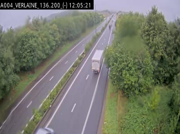 <h2>Webcam sur l'E411 à hauteur du pont surplombant la N40, à proximité de la sortie 26 Verlaine - Libramont-Chevigny. Vue orientée vers Namur</h2>