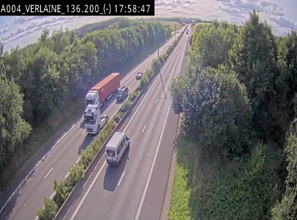 <h2>Webcam sur l'E411 à hauteur du pont surplombant la N40, à proximité de la sortie 26 Verlaine - Libramont-Chevigny. Vue orientée vers Namur</h2>