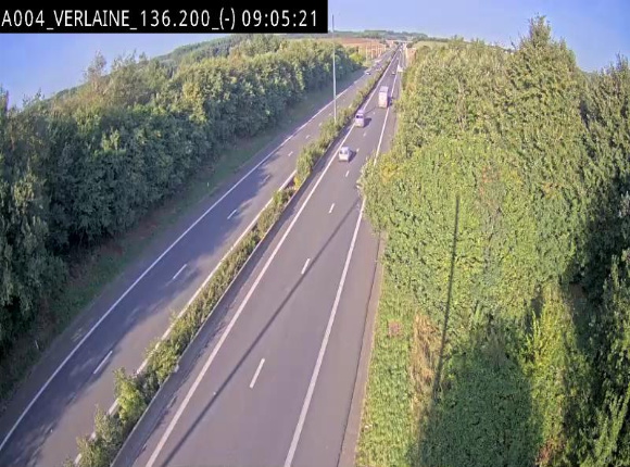 <h2>Webcam sur l'E411 à hauteur du pont surplombant la N40, à proximité de la sortie 26 Verlaine - Libramont-Chevigny. Vue orientée vers Namur</h2>