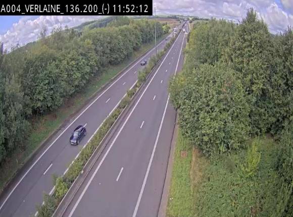 <h2>Webcam sur l'E411 à hauteur du pont surplombant la N40, à proximité de la sortie 26 Verlaine - Libramont-Chevigny. Vue orientée vers Namur</h2>