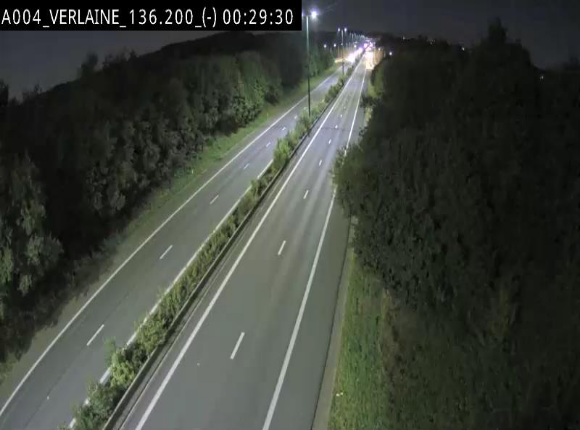 <h2>Webcam sur l'E411 à hauteur du pont surplombant la N40, à proximité de la sortie 26 Verlaine - Libramont-Chevigny. Vue orientée vers Namur</h2>