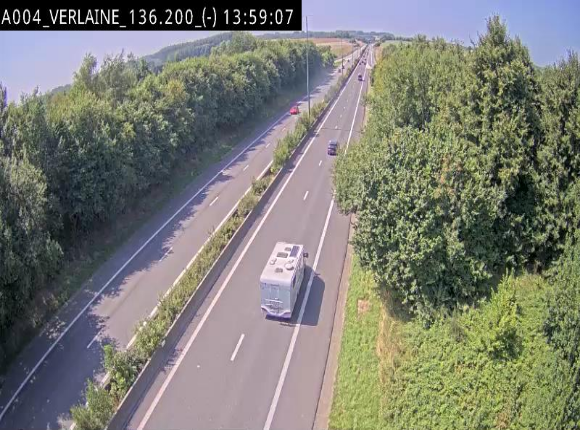 <h2>Webcam sur l'E411 à hauteur du pont surplombant la N40, à proximité de la sortie 26 Verlaine - Libramont-Chevigny. Vue orientée vers Namur</h2>