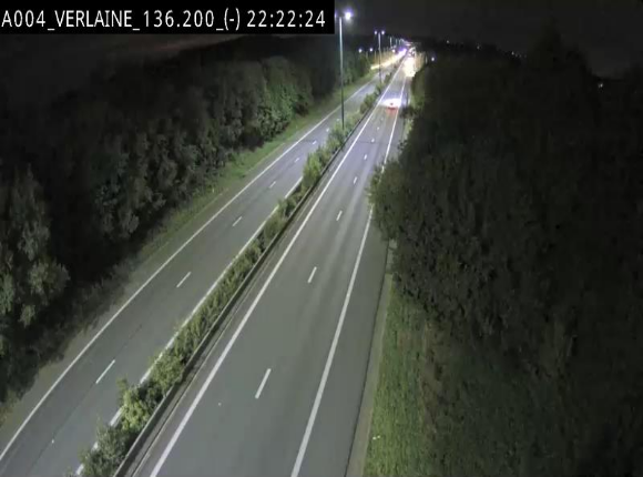 <h2>Webcam sur l'E411 à hauteur du pont surplombant la N40, à proximité de la sortie 26 Verlaine - Libramont-Chevigny. Vue orientée vers Namur</h2>