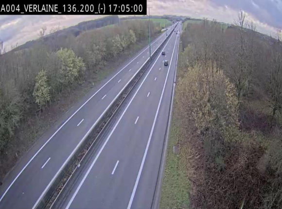 <h2>Webcam sur l'E411 à hauteur du pont surplombant la N40, à proximité de la sortie 26 Verlaine - Libramont-Chevigny. Vue orientée vers Namur</h2>
