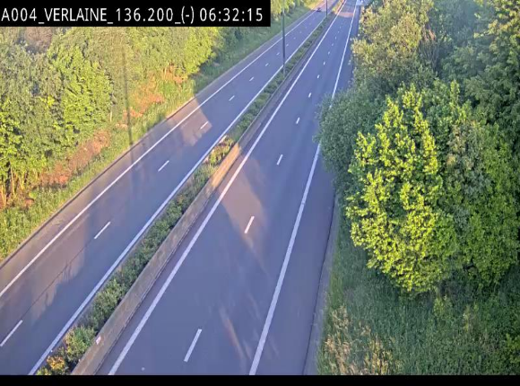 <h2>Webcam sur l'E411 à hauteur du pont surplombant la N40, à proximité de la sortie 26 Verlaine - Libramont-Chevigny. Vue orientée vers Namur</h2>