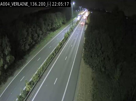 <h2>Webcam sur l'E411 à hauteur du pont surplombant la N40, à proximité de la sortie 26 Verlaine - Libramont-Chevigny. Vue orientée vers Namur</h2>