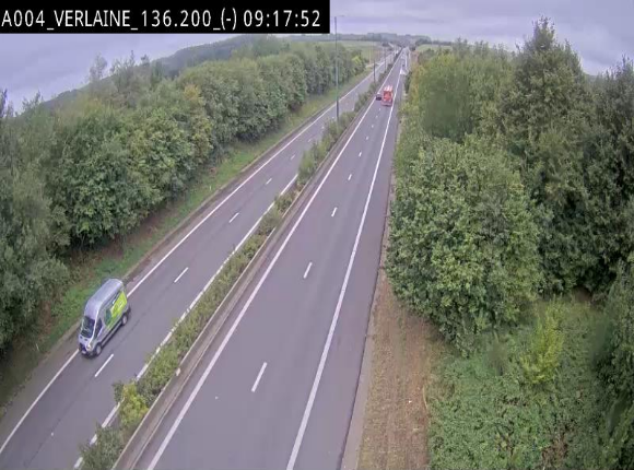 <h2>Webcam sur l'E411 à hauteur du pont surplombant la N40, à proximité de la sortie 26 Verlaine - Libramont-Chevigny. Vue orientée vers Namur</h2>