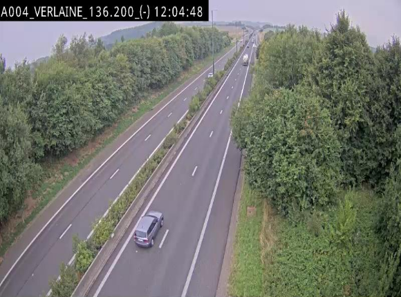 <h2>Webcam sur l'E411 à hauteur du pont surplombant la N40, à proximité de la sortie 26 Verlaine - Libramont-Chevigny. Vue orientée vers Namur</h2>