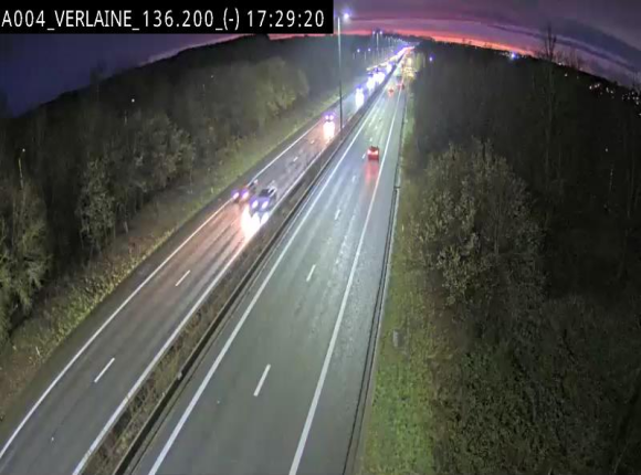 <h2>Webcam sur l'E411 à hauteur du pont surplombant la N40, à proximité de la sortie 26 Verlaine - Libramont-Chevigny. Vue orientée vers Namur</h2>