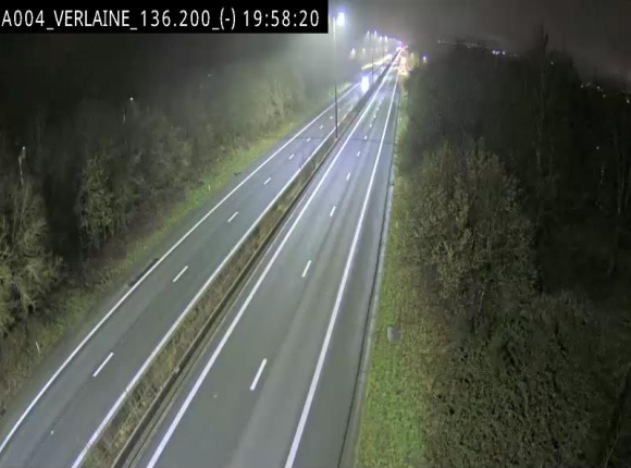 <h2>Webcam sur l'E411 à hauteur du pont surplombant la N40, à proximité de la sortie 26 Verlaine - Libramont-Chevigny. Vue orientée vers Namur</h2>