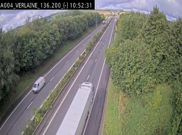 <h2>Webcam sur l'E411 à hauteur du pont surplombant la N40, à proximité de la sortie 26 Verlaine - Libramont-Chevigny. Vue orientée vers Namur</h2>