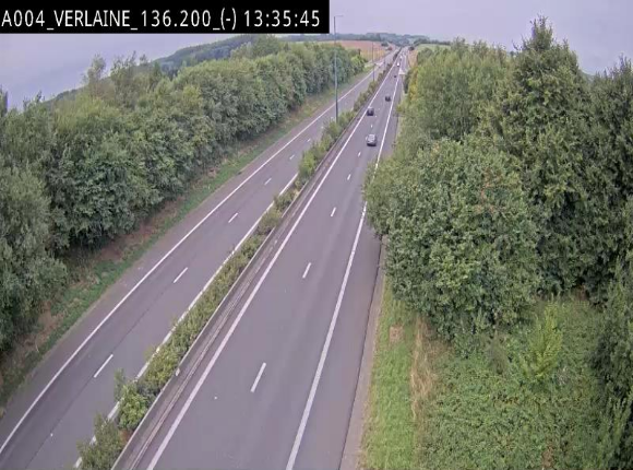 <h2>Webcam sur l'E411 à hauteur du pont surplombant la N40, à proximité de la sortie 26 Verlaine - Libramont-Chevigny. Vue orientée vers Namur</h2>