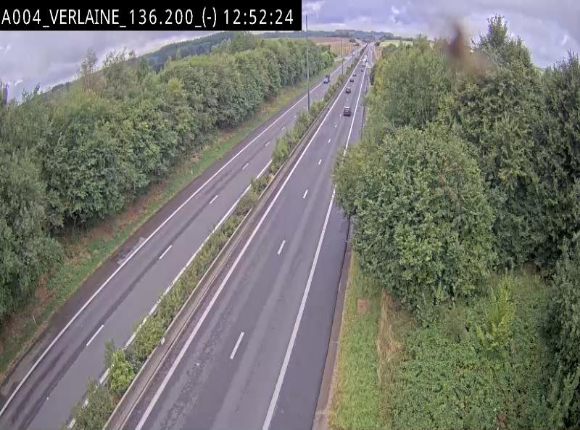 <h2>Webcam sur l'E411 à hauteur du pont surplombant la N40, à proximité de la sortie 26 Verlaine - Libramont-Chevigny. Vue orientée vers Namur</h2>