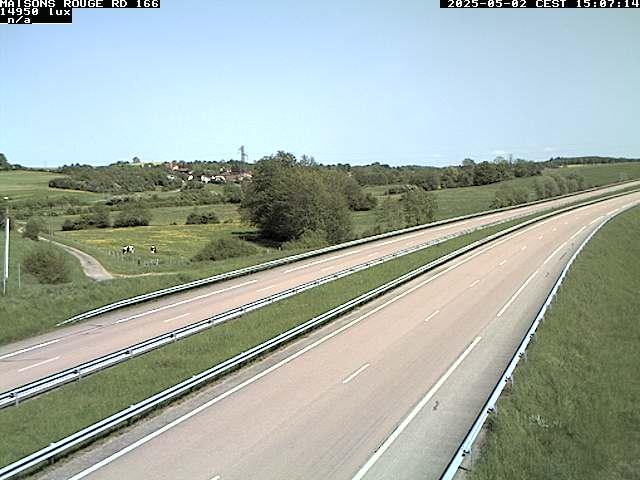 Webcam à Maisons Rouges dans les Vosges sur la D166 à 353 mètres d'altitude