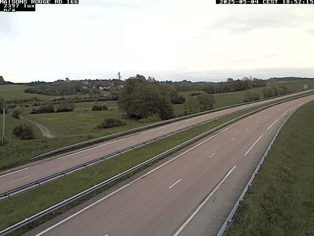 Webcam à Maisons Rouges dans les Vosges sur la D166 à 353 mètres d'altitude