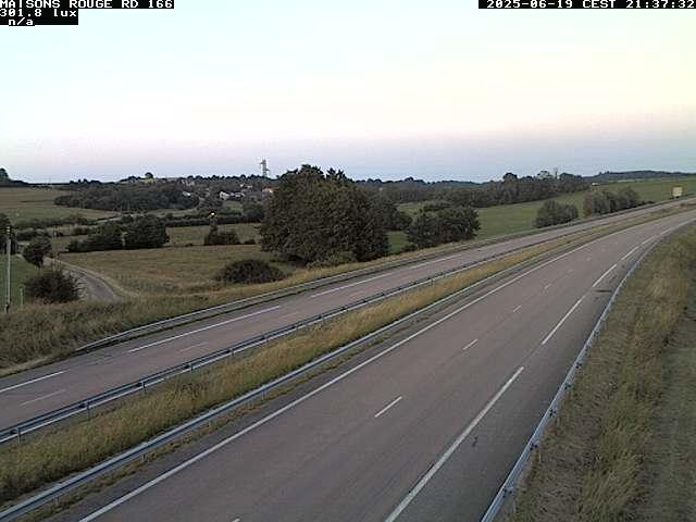 Webcam à Maisons Rouges dans les Vosges sur la D166 à 353 mètres d'altitude
