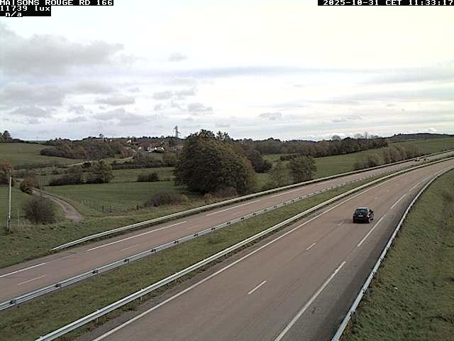 Webcam à Maisons Rouges dans les Vosges sur la D166 à 353 mètres d'altitude