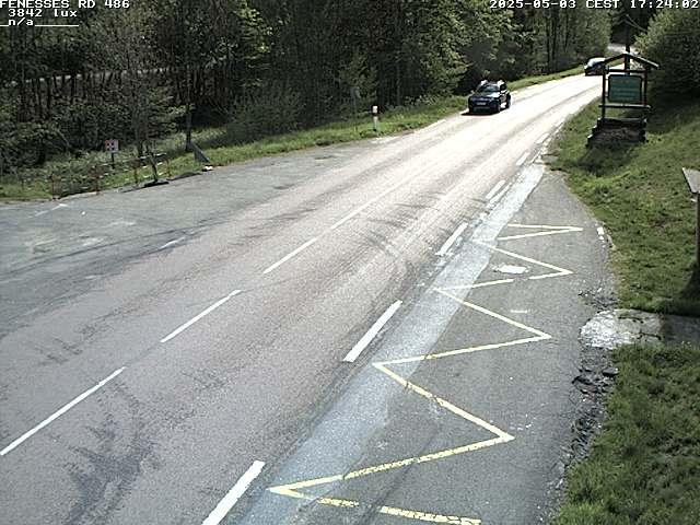 Webcam en haut du col des Fenesses, aussi appelé col du Ménil sur la D486 à 593 mètres d'altitude dans les Vosges