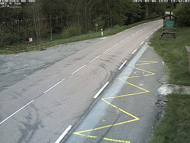 Webcam en haut du col des Fenesses, aussi appelé col du Ménil sur la D486 à 593 mètres d'altitude dans les Vosges