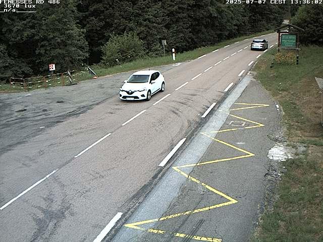 Webcam en haut du col des Fenesses, aussi appelé col du Ménil sur la D486 à 593 mètres d'altitude dans les Vosges