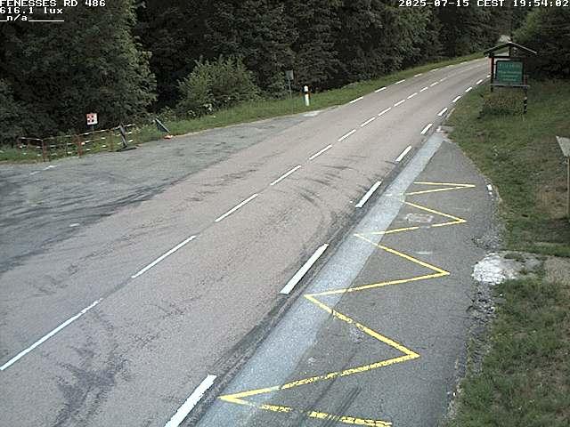 Webcam en haut du col des Fenesses, aussi appelé col du Ménil sur la D486 à 593 mètres d'altitude dans les Vosges