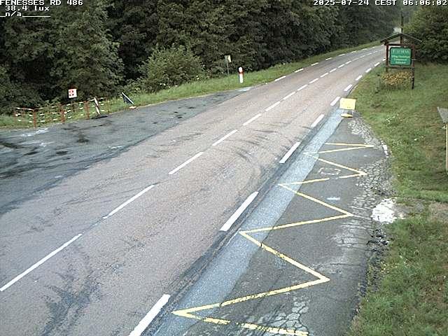 Webcam en haut du col des Fenesses, aussi appelé col du Ménil sur la D486 à 593 mètres d'altitude dans les Vosges