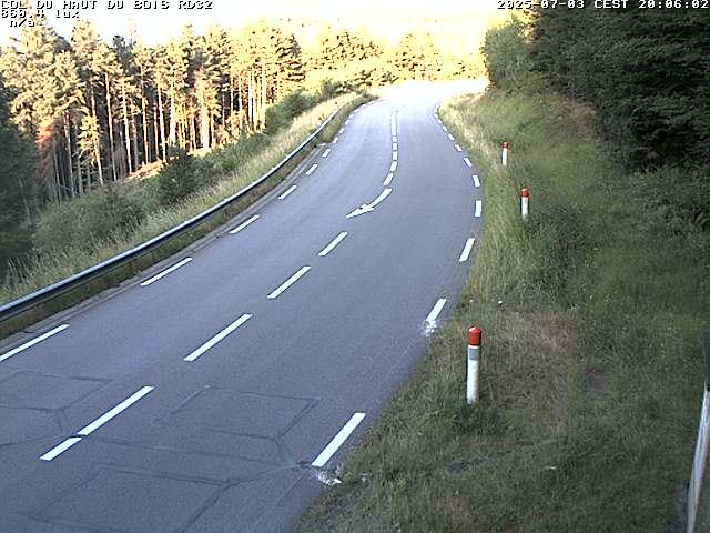 Webcam à 406 mètres d'altitude au niveau du col du haut du bois sur la RD32