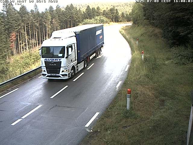 Webcam à 406 mètres d'altitude au niveau du col du haut du bois sur la RD32
