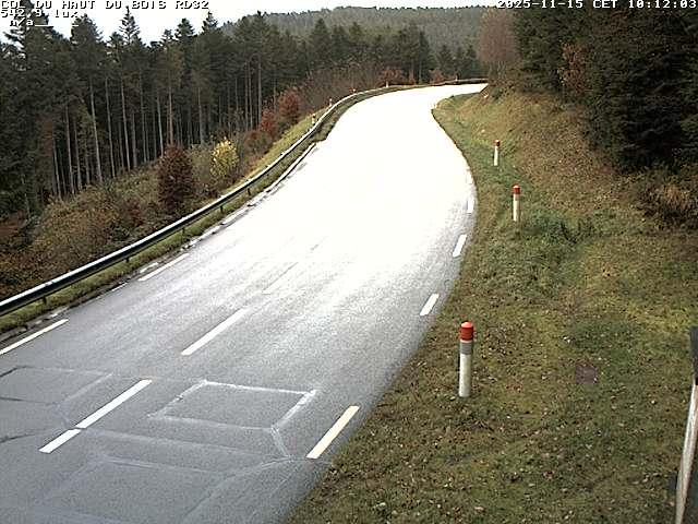 Webcam à 406 mètres d'altitude au niveau du col du haut du bois sur la RD32