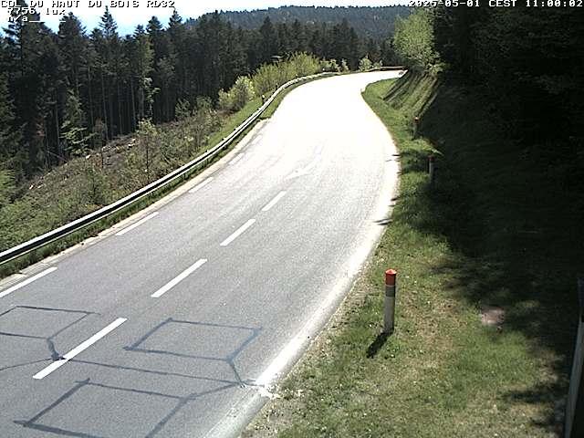 Webcam à 406 mètres d'altitude au niveau du col du haut du bois sur la RD32