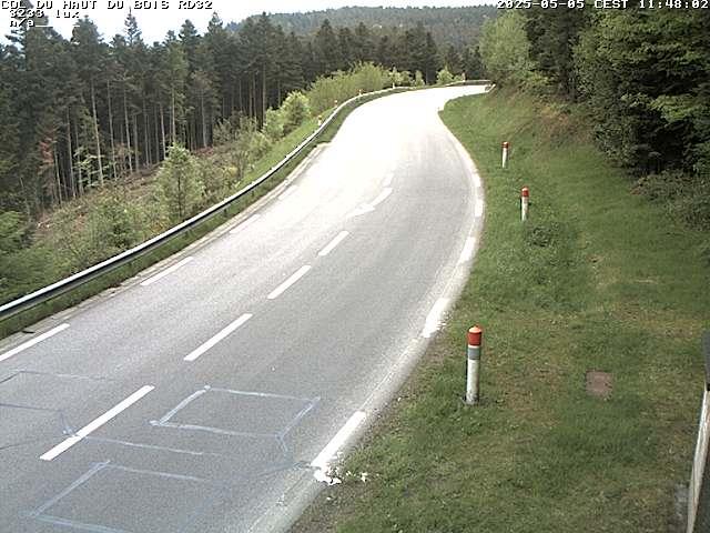 Webcam à 406 mètres d'altitude au niveau du col du haut du bois sur la RD32