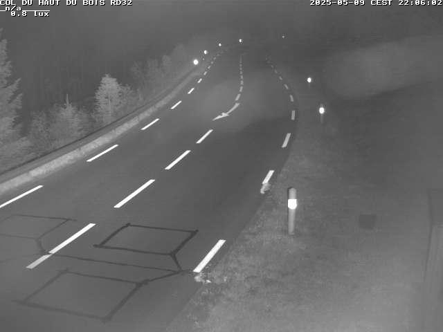 Webcam à 406 mètres d'altitude au niveau du col du haut du bois sur la RD32