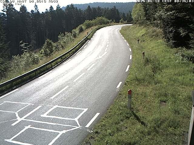 Webcam à 406 mètres d'altitude au niveau du col du haut du bois sur la RD32