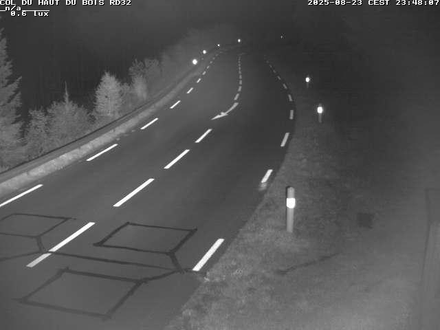 Webcam à 406 mètres d'altitude au niveau du col du haut du bois sur la RD32