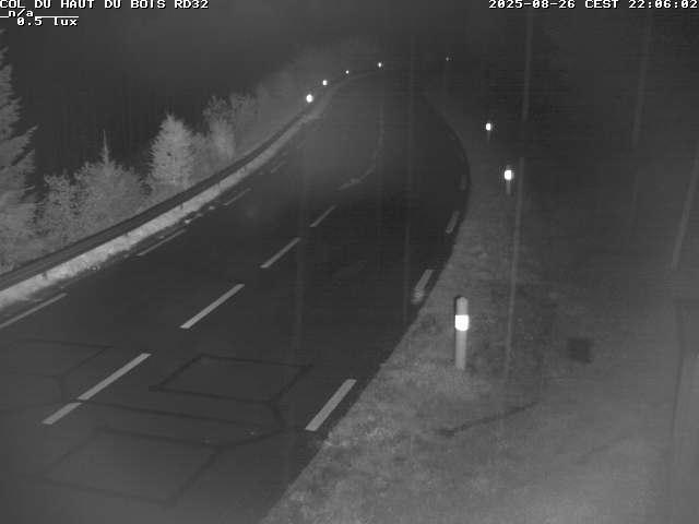 Webcam à 406 mètres d'altitude au niveau du col du haut du bois sur la RD32