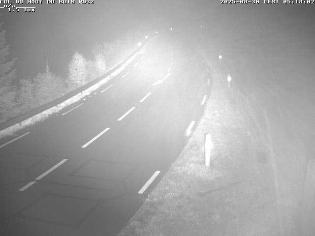 Webcam à 406 mètres d'altitude au niveau du col du haut du bois sur la RD32