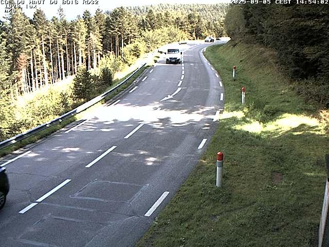 Webcam à 406 mètres d'altitude au niveau du col du haut du bois sur la RD32