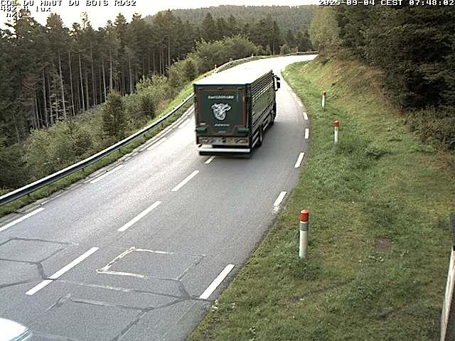 Webcam à 406 mètres d'altitude au niveau du col du haut du bois sur la RD32