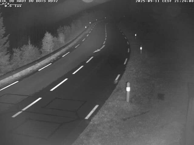 Webcam à 406 mètres d'altitude au niveau du col du haut du bois sur la RD32
