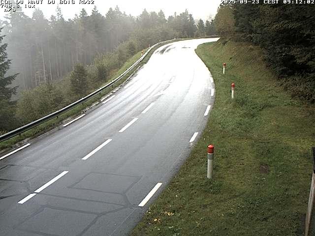Webcam à 406 mètres d'altitude au niveau du col du haut du bois sur la RD32