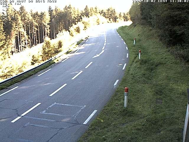 Webcam à 406 mètres d'altitude au niveau du col du haut du bois sur la RD32
