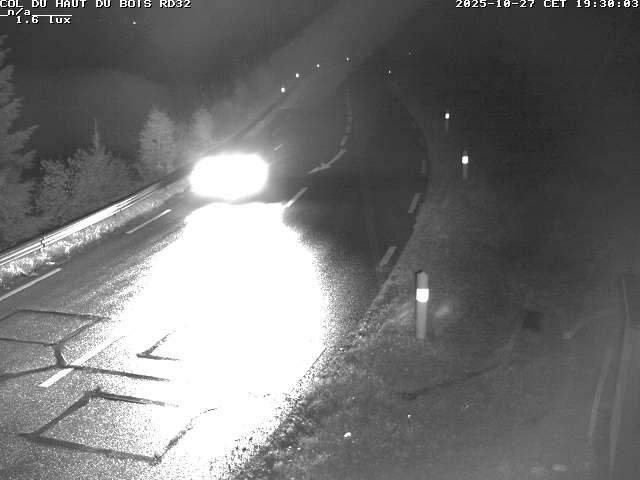 Webcam à 406 mètres d'altitude au niveau du col du haut du bois sur la RD32