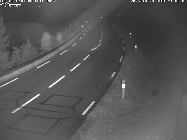 Webcam à 406 mètres d'altitude au niveau du col du haut du bois sur la RD32