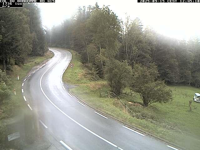 Caméra à proximité du col du Bonhomme sur la D415 à Plainfaing vers l'Alsace