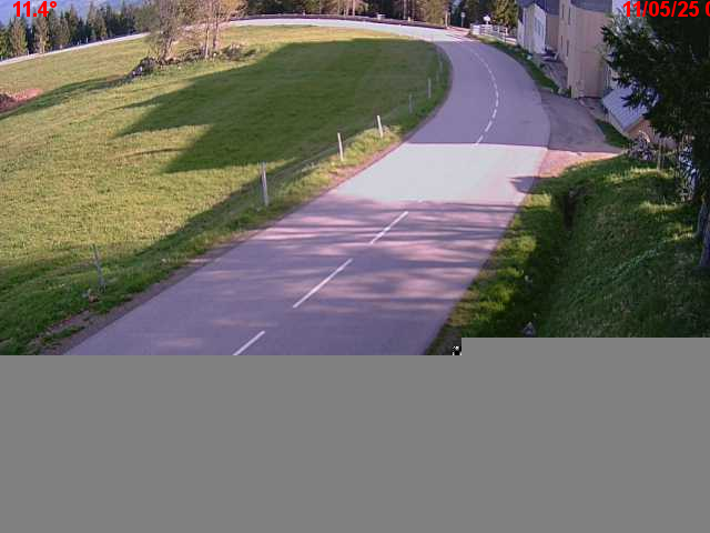 Webcam en haut du col du Ballon d'Alsace sur la D465 à 1075 mètres d'altitude dans les Vosges