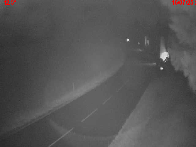 Webcam en haut du col du Ballon d'Alsace sur la D465 à 1075 mètres d'altitude dans les Vosges
