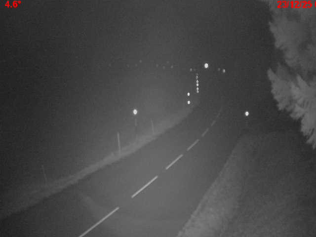 Webcam en haut du col du Ballon d'Alsace sur la D465 à 1075 mètres d'altitude dans les Vosges